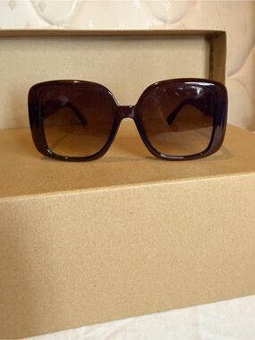Vince Camuto Large Square Sunglasses - Brown Gradient